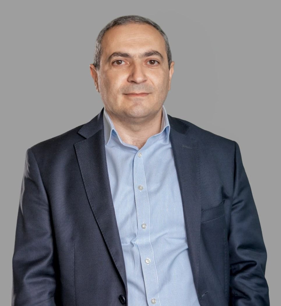 Karin sahakyan, Responsable de la Cellule Informatique chez NOVALEX HOLDING